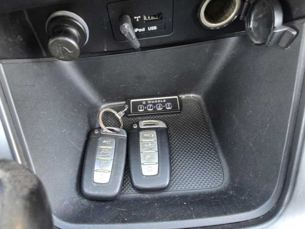 기아 쏘렌토 R 디젤 2.0 2WD TLX 최고급형